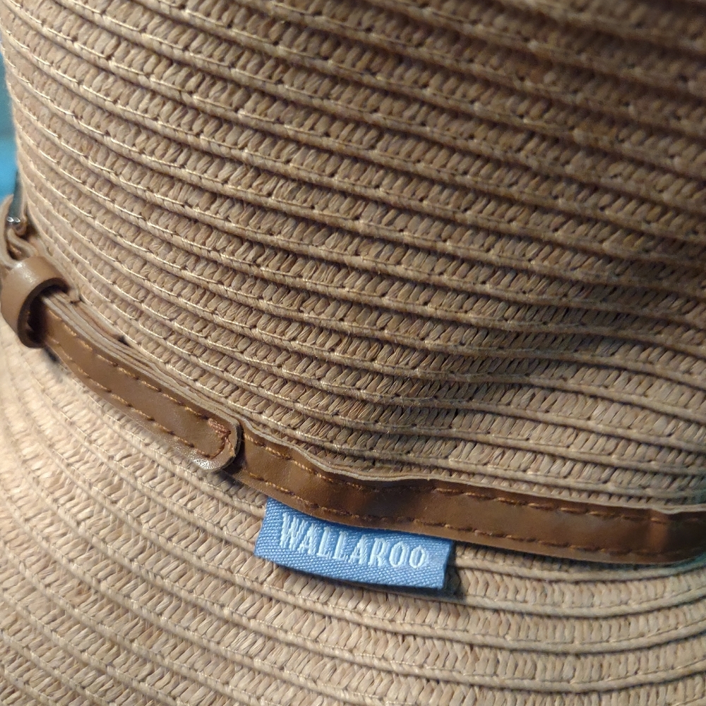 Hat - Picture 2 of 3